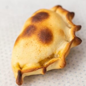 Empanada de Queijo com Cebola